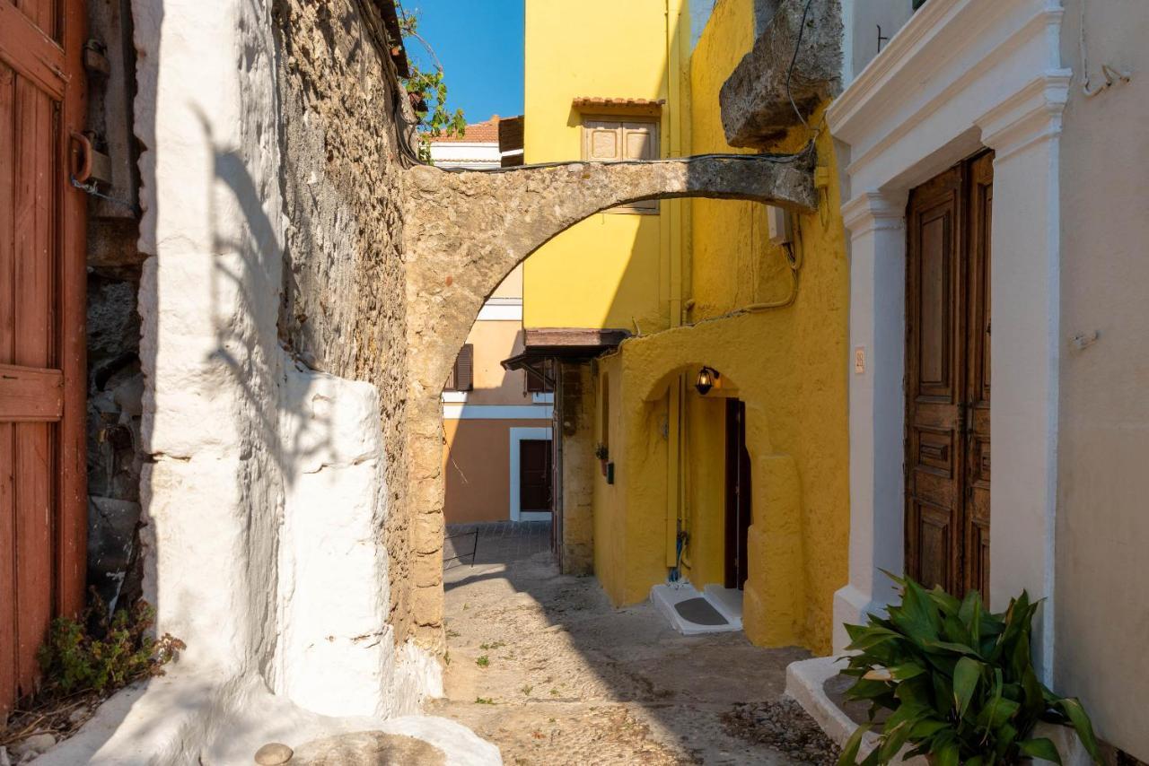 Voyaz Boutique Apartments & Suites -Old Town Rhodes City Exteriör bild